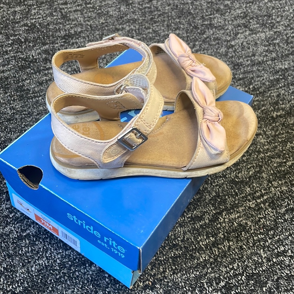 Sandals Stride Rite